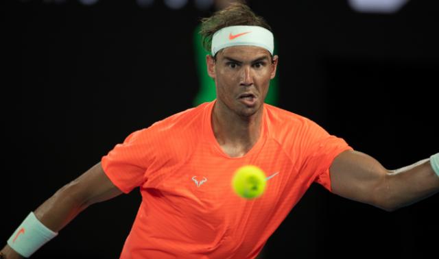 开云中国-蒙卡赛纳达尔轻松取红土首秀 回归主战场火力全开