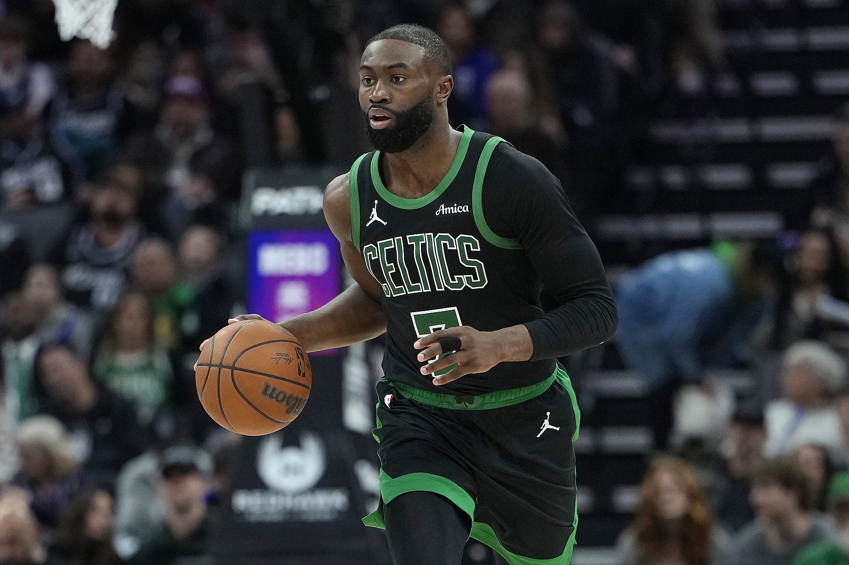 开云手机注册-布朗：有球迷甚至赛季开始前希望我们摆烂 我现在对球队无比自豪